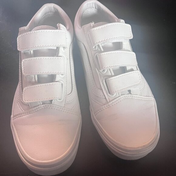 VANS Old Skool V shoe, White Leather - Picture 1 of 4